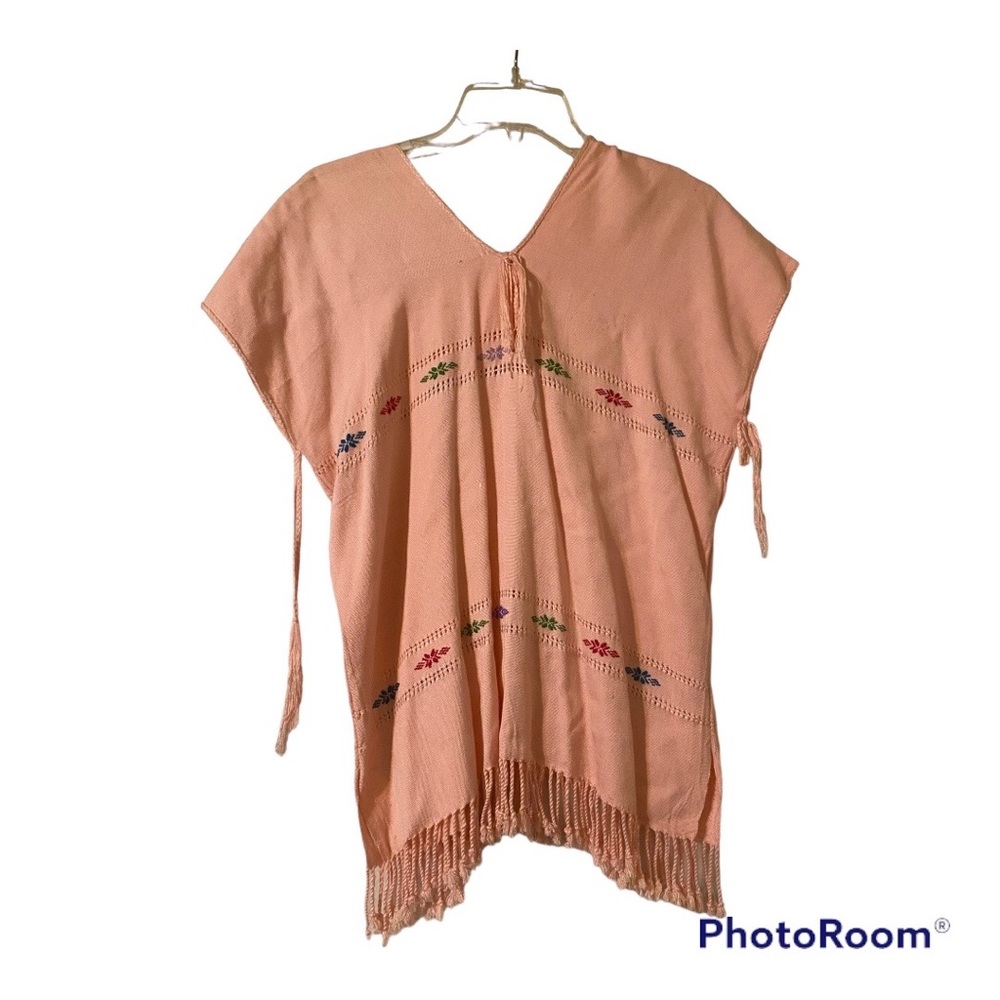 💫  Light Pink Embroidered Poncho Fringe